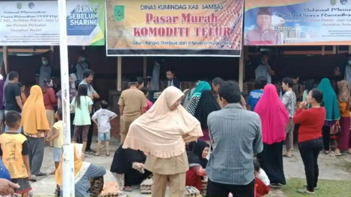 Jelang Lebaran, Pemkab Sambas Gelar Pasar Murah di Jawai