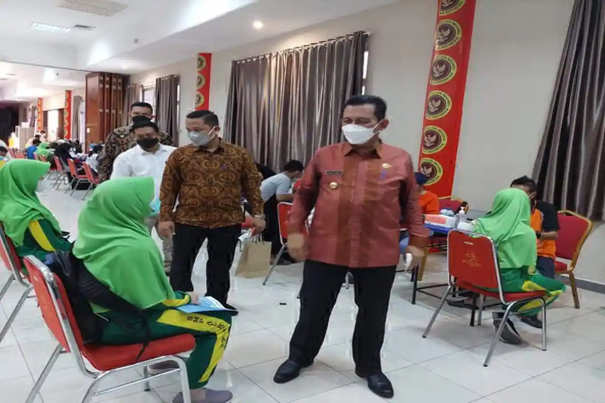 Capaian Vaksinasi Corona Kepri, 487.292 Warga Batam Usia 18 Tahun ke Atas sudah Divaksin