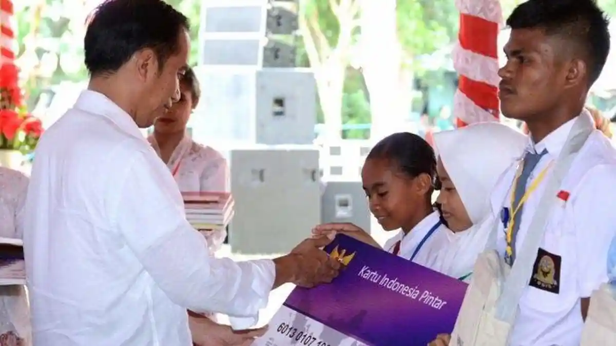 Program Kartu Sakti Jokowi Diharapkan Jangkau Semua Kebutuhan Masyarakat