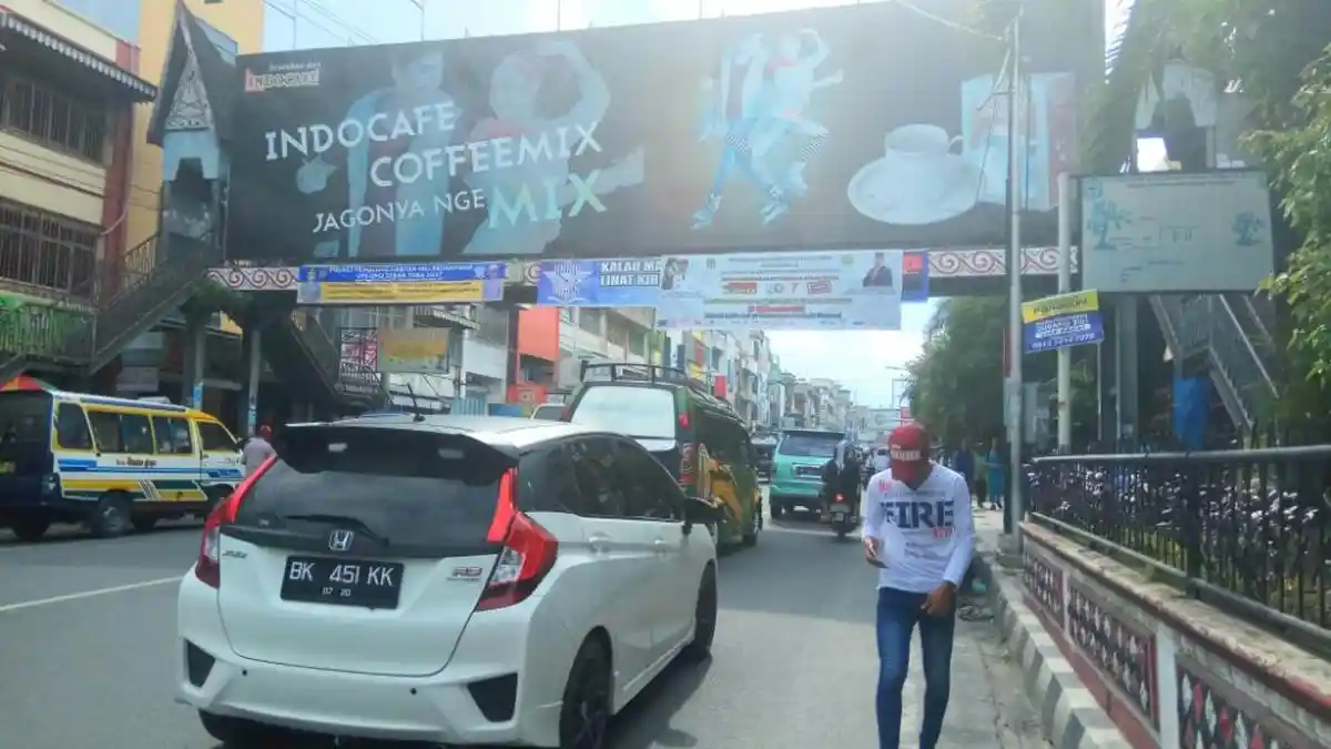 PT. STTC Dituding Punya Papan Reklame Ilegal, Eliakim Janji Bahas di LKPj