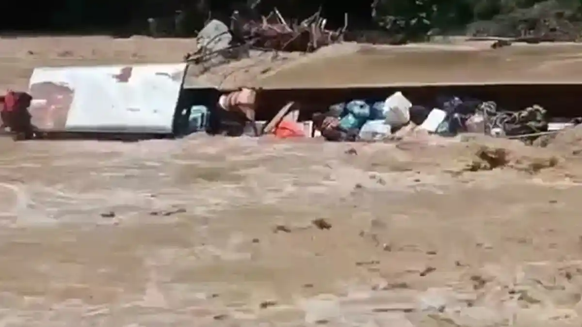 Tragis, Boat Antar Pengantin Terbalik di Simpang Jernih, Aceh Timur