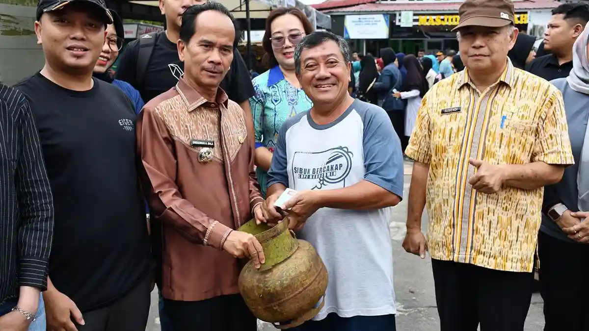Operasi Pasar Digencarkan, Pemkab Sintang Fokus Stabilkan Harga dan Inflasi