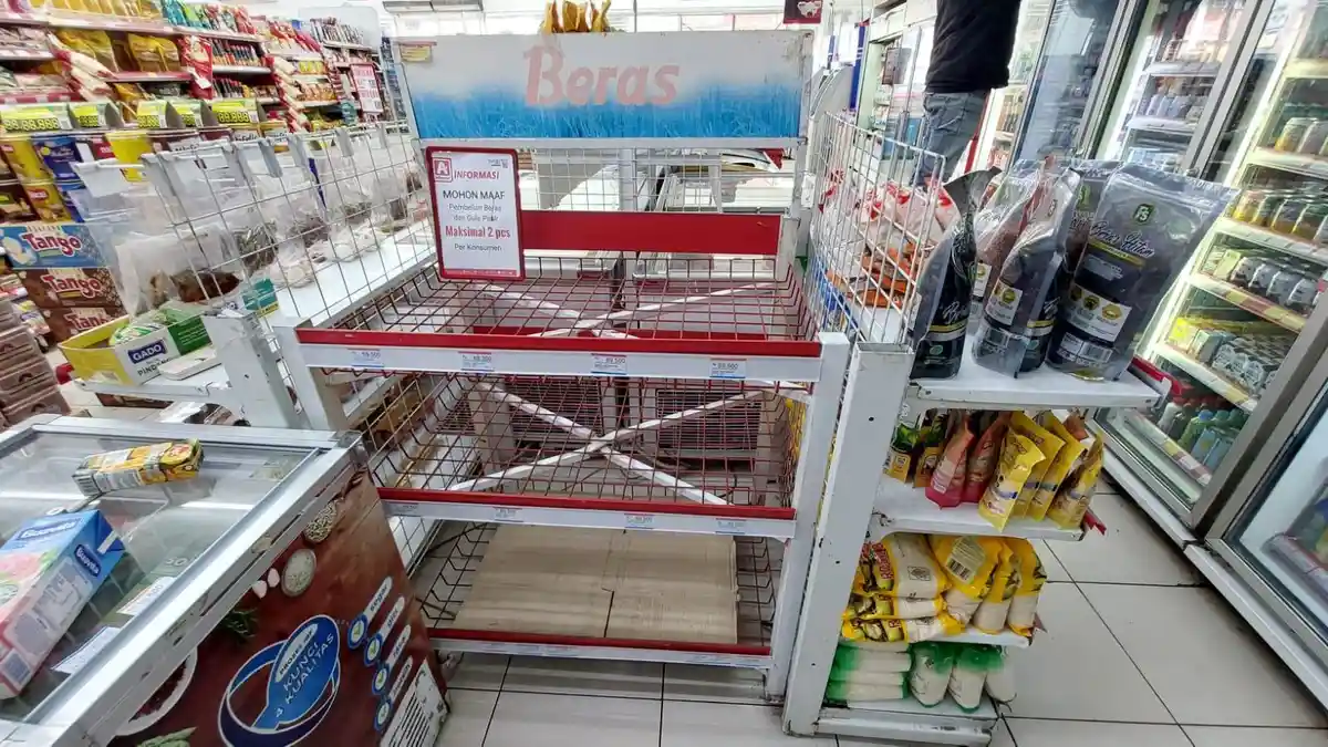 Stok Beras di Toko Ritel Jakarta dan Tangsel Mendadak Kosong, Ada Apa?
