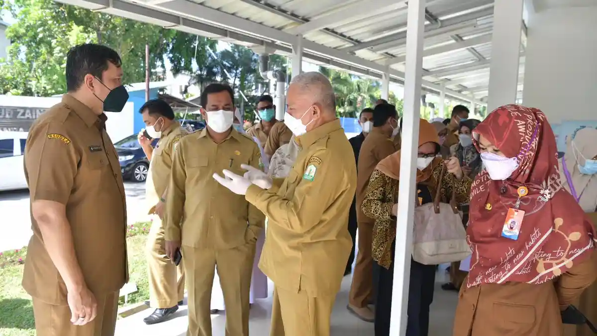 Sekda Aceh Kunjungi Rumah Sakit Rujukan Covid-19 di RSUDZA