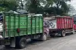 Sempat Menginap, Truk Swakelola Kembali Buang Tumpukan Sampah di TPA Suwung Bali
