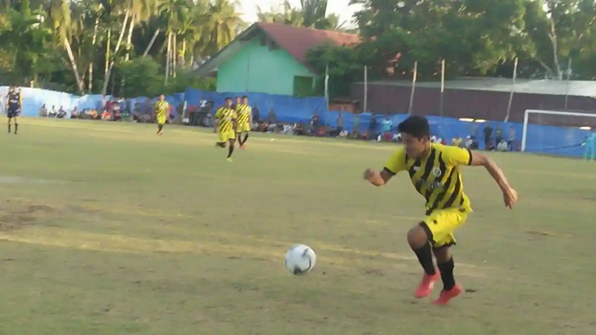 H Uun Saifannur Antar Galacticos ke Semifinal, Besok Panji Hitam Lawan Persiju
