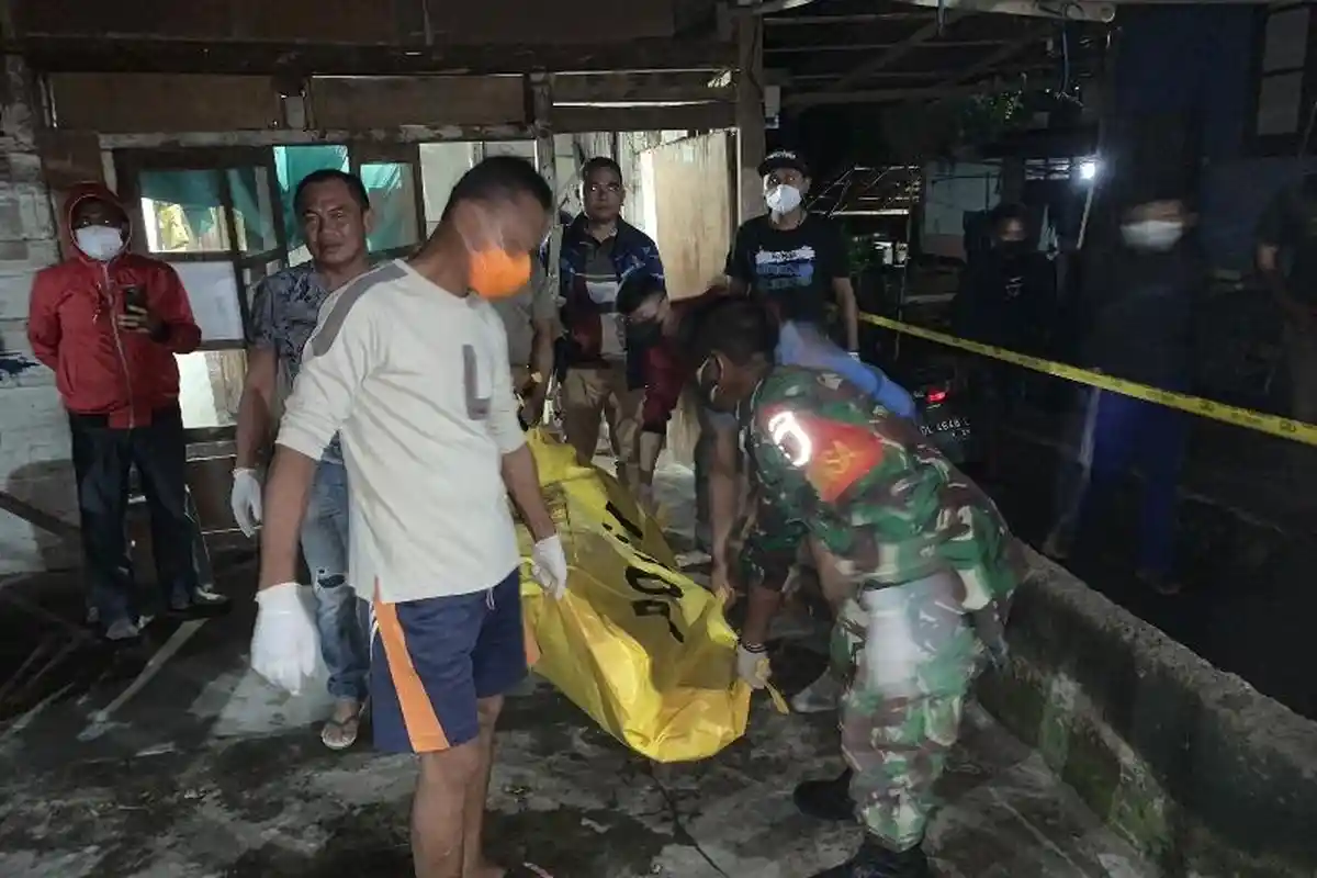 Sesosok Mayat Laki-laki Ditemukan Warga Kelurahan Tatahadeng Kabupaten Sitaro Sulawesi Utara