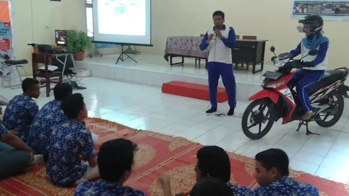 Ini Tips Keselamatan Berkendara dari Instruktur Honda Sinar Sentosa Jambi