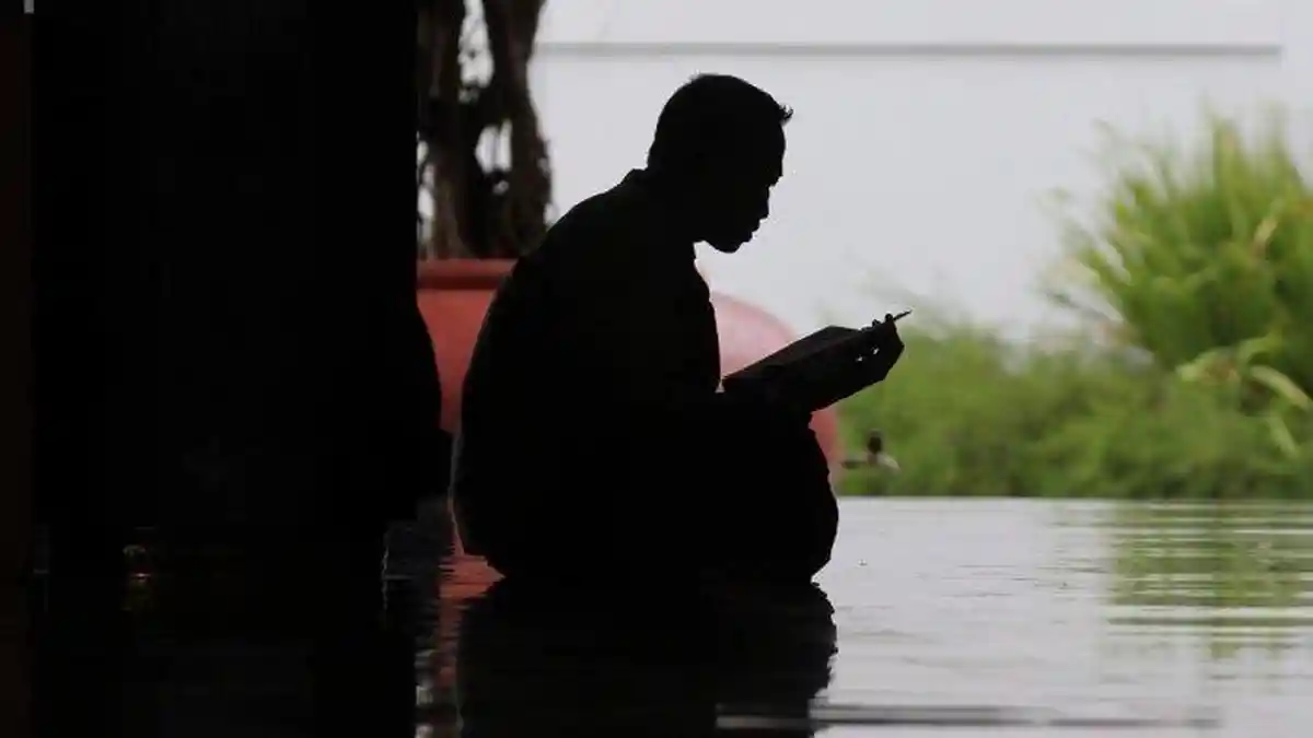 Hadits Arbain ke 10 : Sudah Berdoa Namun Tidak Dikabulkan Mungkin Ini Penyebabnya