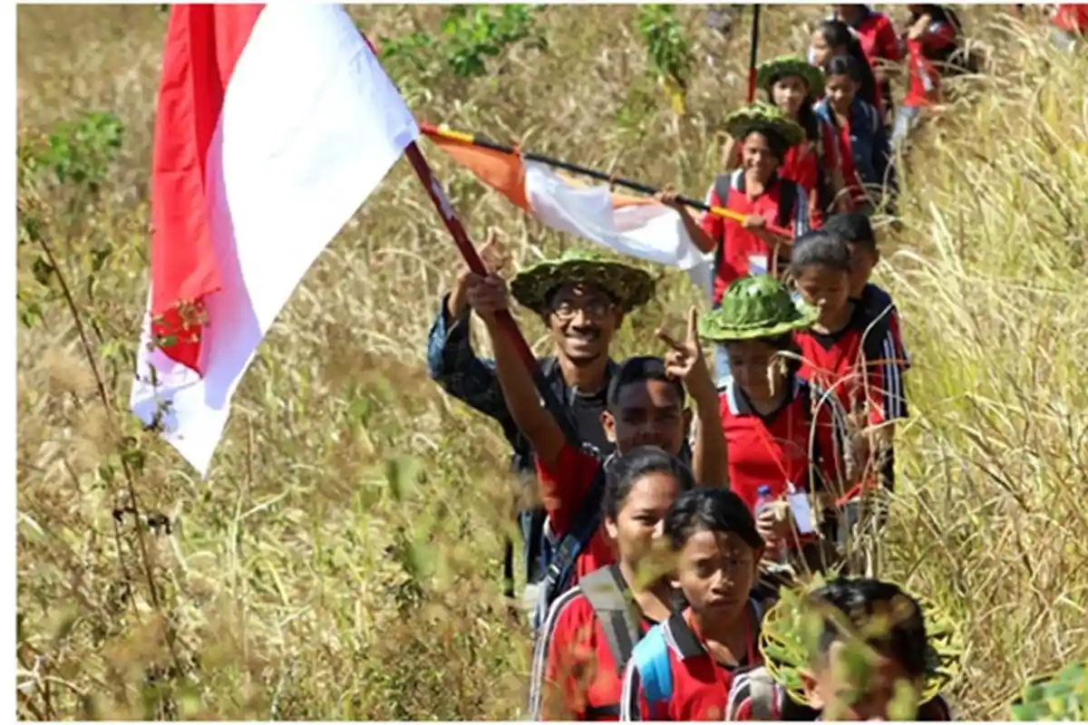 Stiven dan Natalia Ajak Kaum Milenial Lestarikan Alam