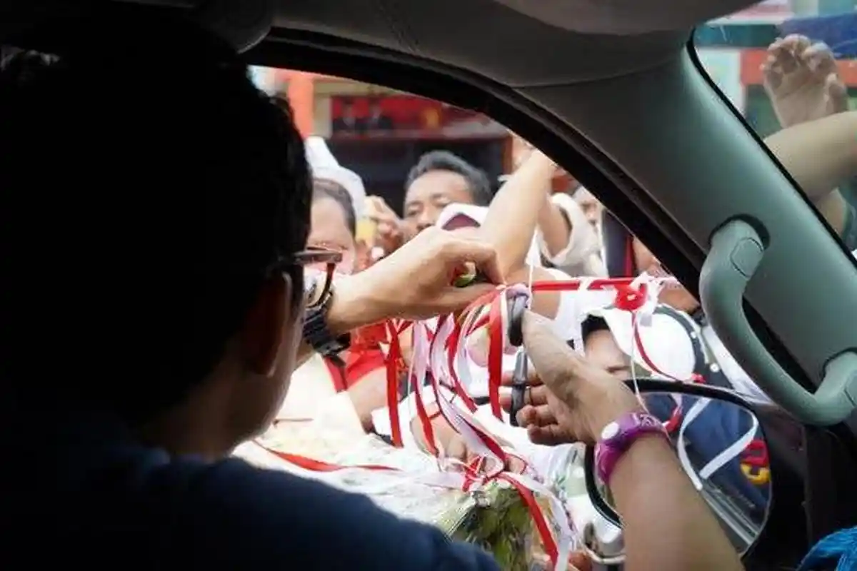 Sandiaga Uno Dihadang di Jalan Jeneponto dan Dipaksa Turun dari Mobil, Ternyata ini Penyebabnya