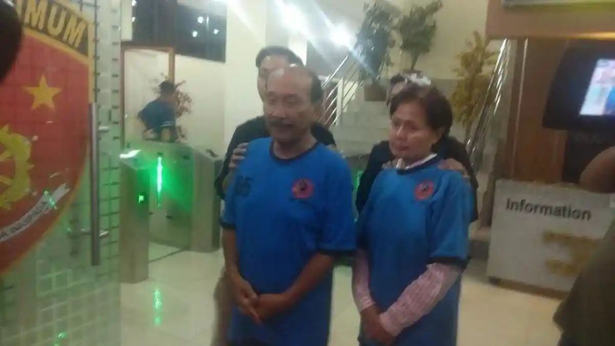 Petinggi Sunda Empire Tak Lagi Berpakaian Ala Militer, Diganti Baju Tahanan