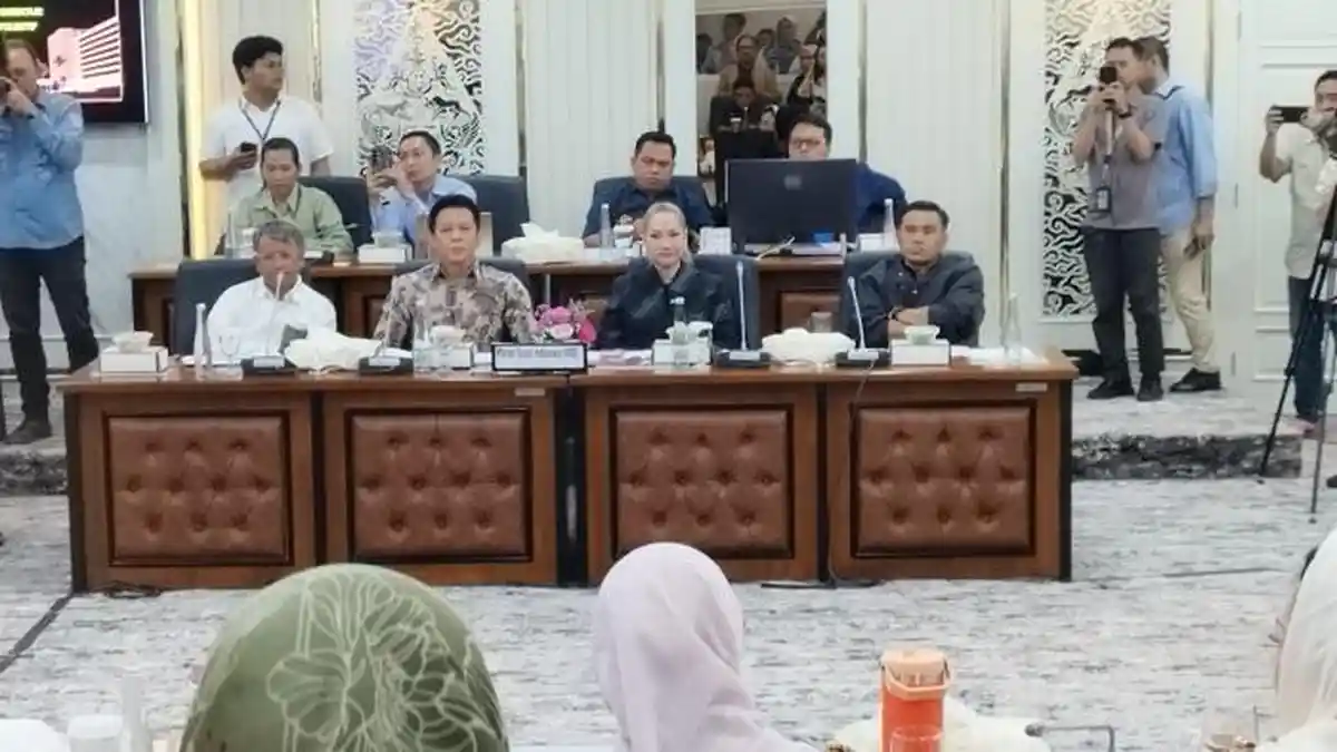 Bahas RUU Hak Cipta di DPR, Ahmad Dhani Hampir Diusir karena Menyela Ariel dan Judika