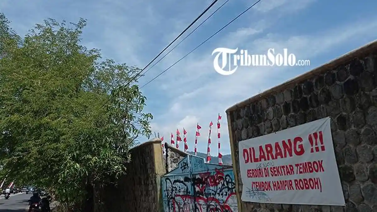 Kondisi Stadion Pringgodani Wonogiri Memprihatinkan, Ada Tembok Hampir Roboh 