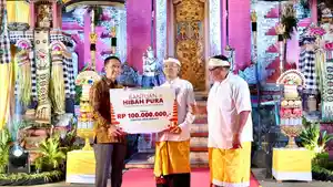 ratu-dewa-serahkan-bantuan-operasioanl.jpg