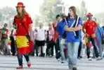 Persahabatan Antara Suporter Di EURO 2012