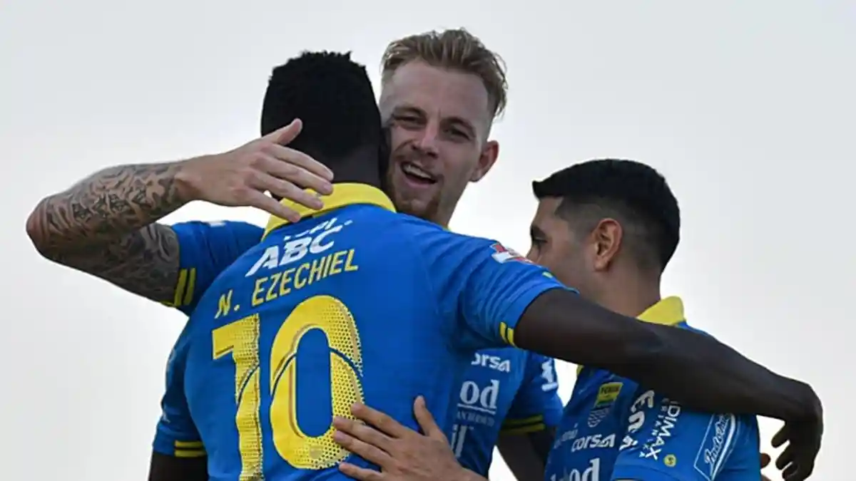 Persib Bandung vs Barito Putera Robert Rene Alberts Sebut Rotasi, Tandem Ezechiel Bisa Jadi Tumpuan