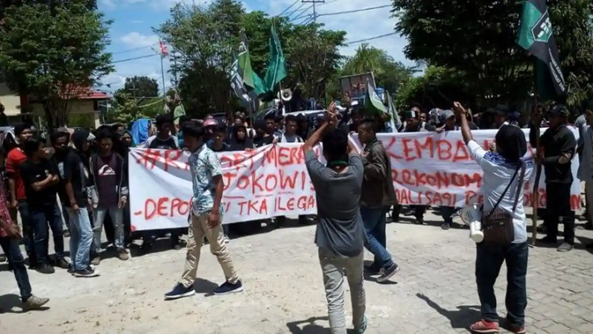 Demo Tolak Tenaga Kerja Asing Ricuh, Massa Rusak Ruang Kepala Dinas