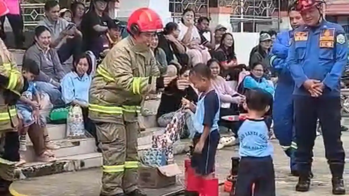 Serunya Anak TK Santa Miriam Belajar Cegah Kebakaran Bareng Damkar Mahulu