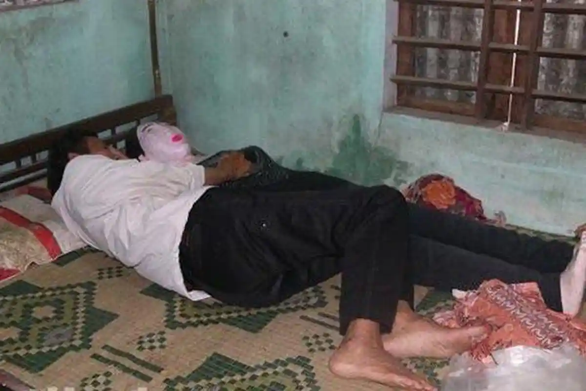 Kisah Pilu Suami Yang Menderita Karena Rindu, 17 Tahun Tidur Dengan Jenazah Istri Yang Diawetkan