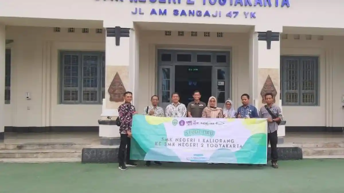 PT KPP Inisiasi Program Studi Tiru SMKN 1 Kaliorang dan SMKN 1 Bengalon ke SMKN 2 Yogyakarta