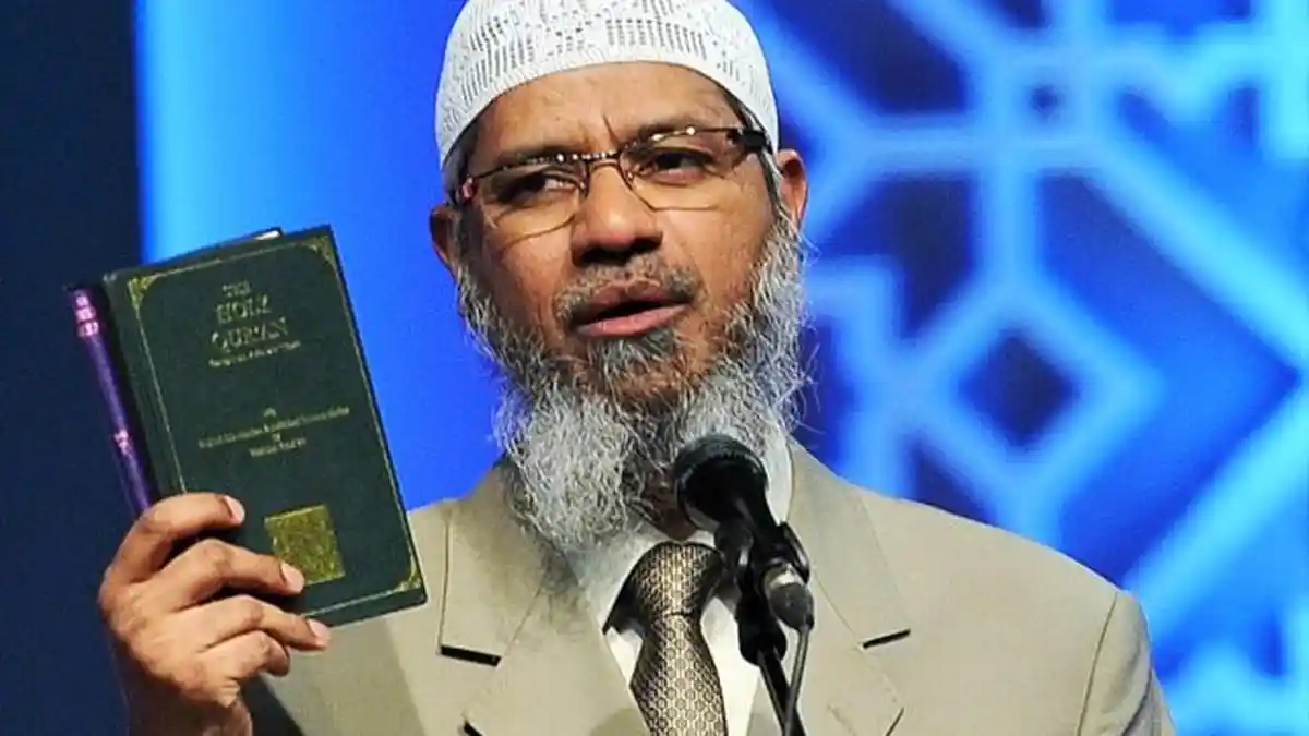Ini 10 Fakta Tentang Zakir Naik, Ternyata Dia Bukan Orang Sembarangan