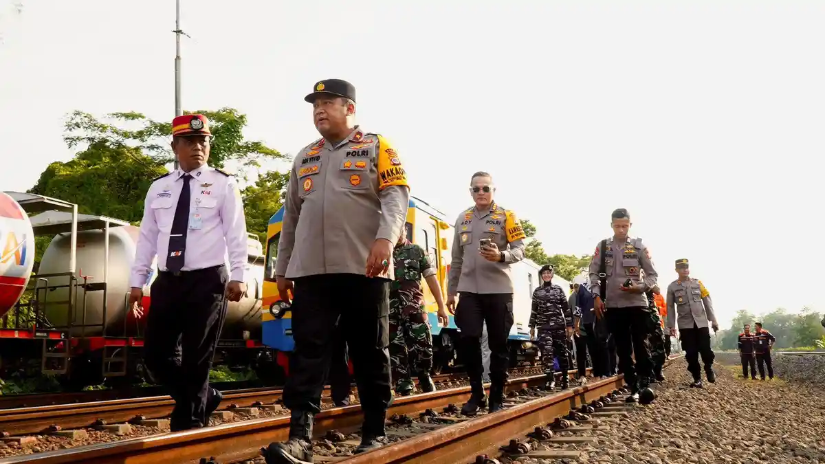 Polda DIY Lakukan Pengecekan Jalur Kereta Api untuk Kelancaran Mudik Lebaran 2024