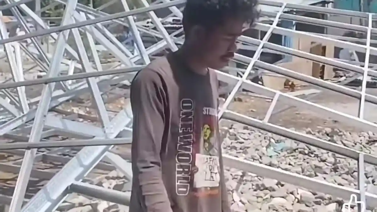 Huntara di Satar Kampas, Manggarai Timur Ambruk, Warga Pertanyakan ...