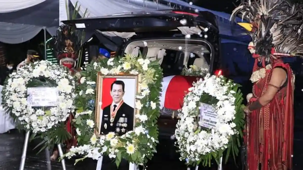 Bupati Minahasa ROR Sebut SH Sarundajang Sang Diplomat dan Politisi Andal