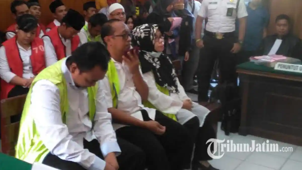 Begini Kronologi Pembocoran Soal UNBK di SMPN5 54 Surabaya Versi Mantan Kepsek