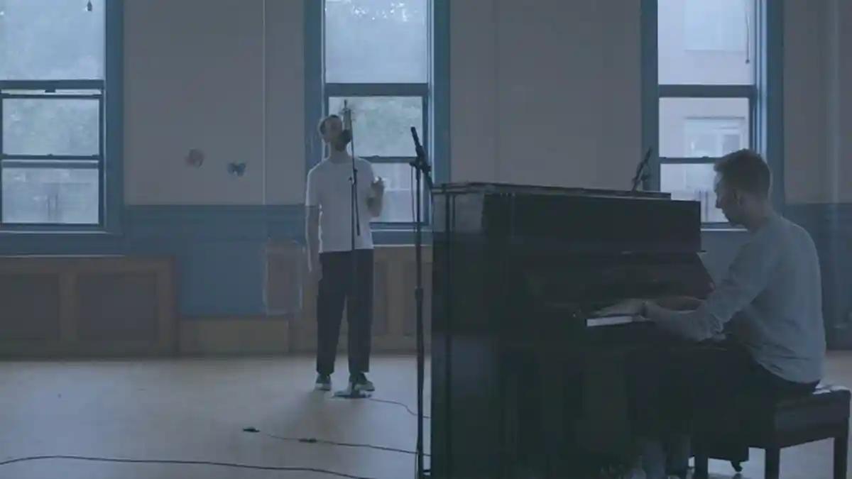 Lirik Lagu Location Unknown - HONNE feat BEKA, Single dari Album Love Me/ Love Me Not