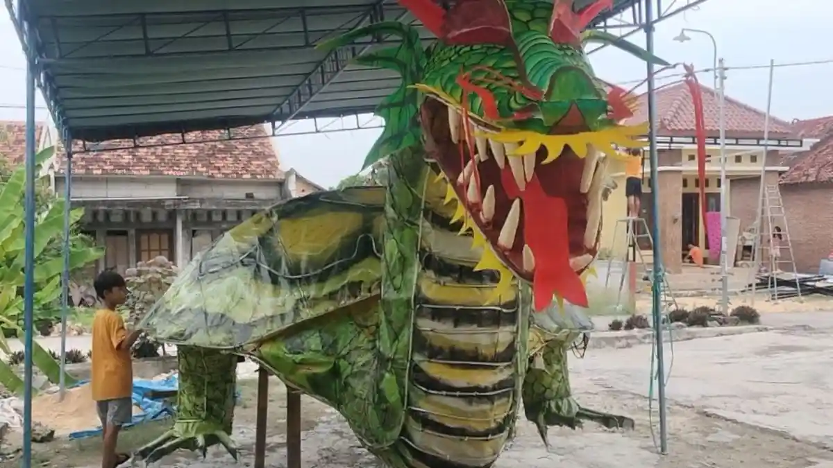 Arak-arakan Mainan Raksasa dan Sound Horeg, Tradisi Unik Takbir Keliling Desa Kutuk di Kudus