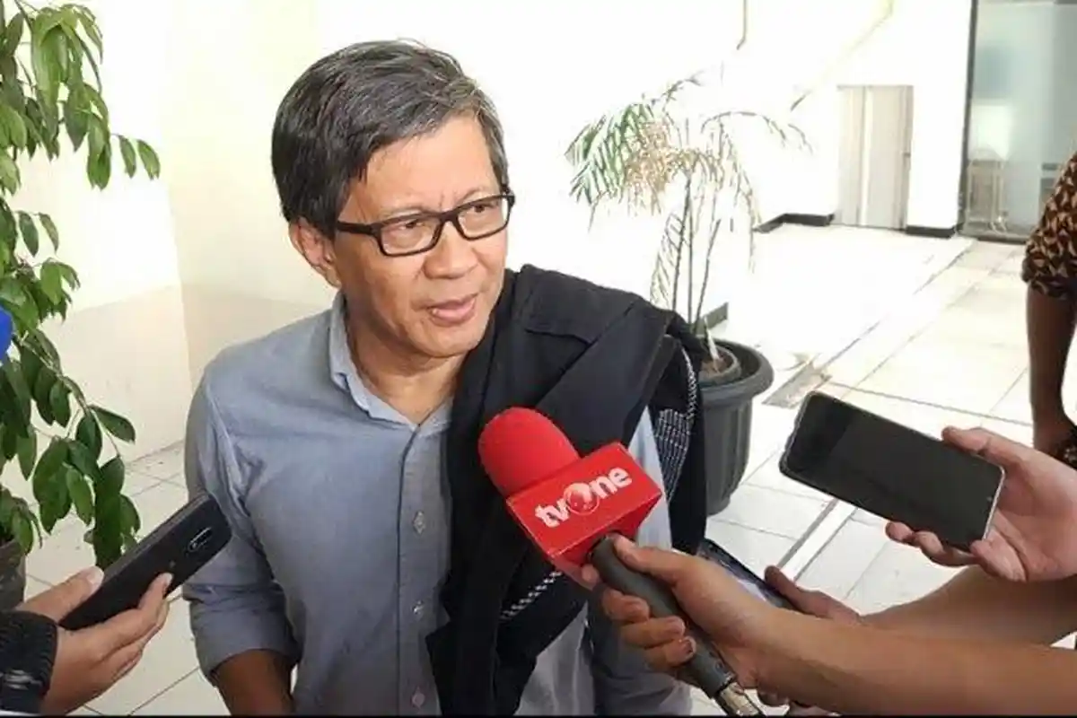 Rocky Gerung Nilai FPI Sudah Berubah, Guntur Romli: FPI Gerakan Politik yang Pakai Baju Agama