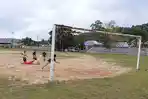 Jaring-gawang-lapangan-Desa-Bobong-di-Taliabu-dirusk-OTK.jpg