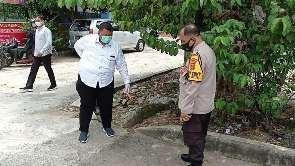 Diduga karena Cinta Segitiga, Kakek Dianiaya saat Antar Cucu Sekolah, Pelaku Salah Sasaran