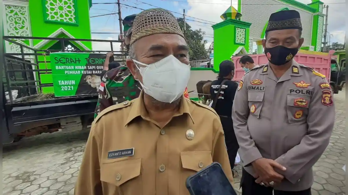 Wabup Kubar: Semua yang ke Masjid dan Petugas Kurban Wajib Pakai Masker