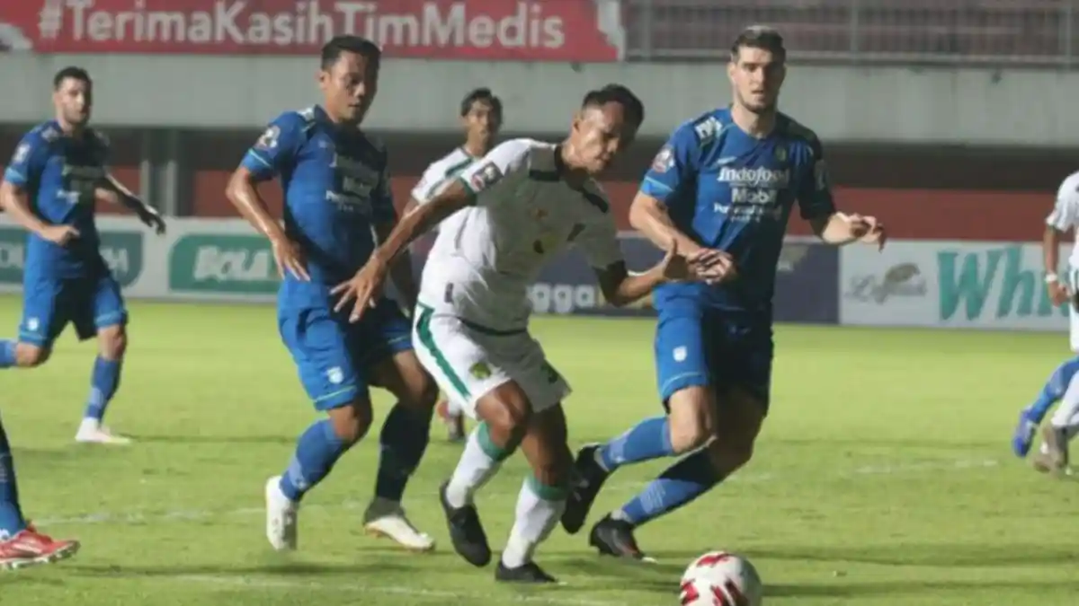 Persib Bandung Lolos ke Semifinal Piala Menpora, Robert Alberts Sorot Pemain Muda Persebaya Surabaya