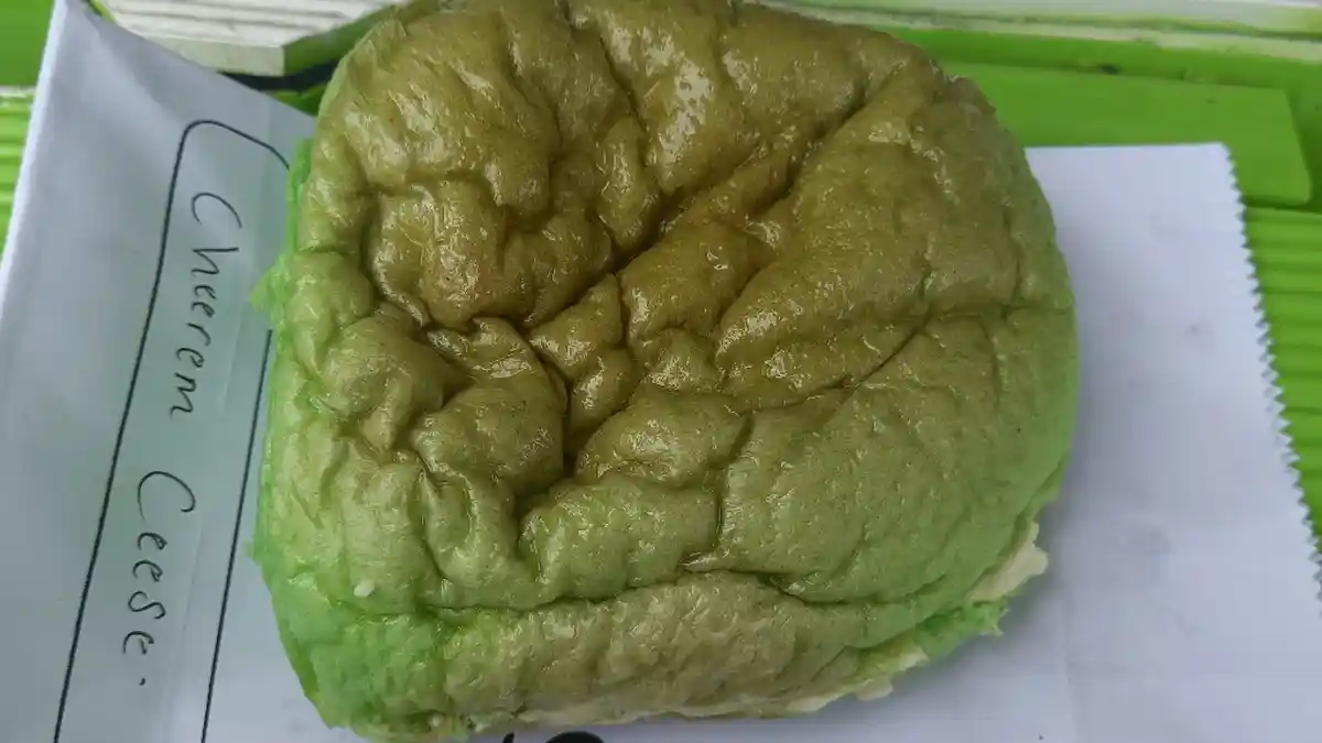 Kuliner Lampung, Roti Kukus dan Panggang di Rokupang Langkapura