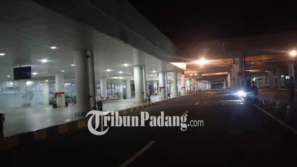 FOTO Listrik Padam Massal di Padang - BANDARA-Penampakan-Bandara-Internasional-Minangkabau.jpg