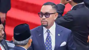 Respons-Ahmad-Sahroni-Usai-Dua-Rumahnya-Dijarah-Saya-Tidak-Terima.jpg
