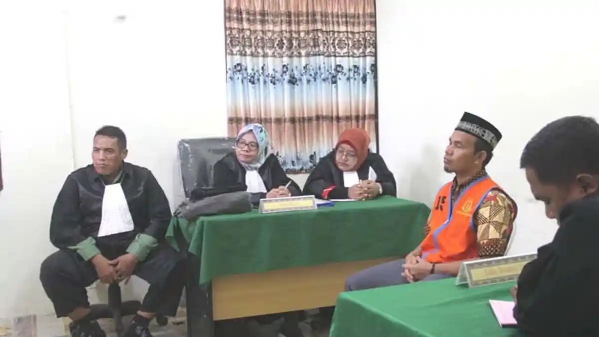 Hadi Rela Dihukum Mati Bacakan Sendiri Pledioi Kasus Pembunuhan Sopir Travel