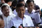 wiranto-saat-datang-ke-kantor-kemenkopolhukam-rabu-22102019.jpg