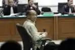 Jero Wacik Jalani Sidang Perdana di Pengadilan Tipikor
