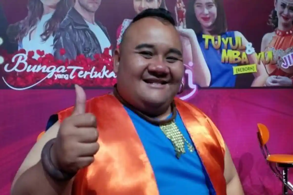 Artis Rony Dozer Meninggal Dunia, Tetangga Sempat Lihat Duduk Tak Bergerak