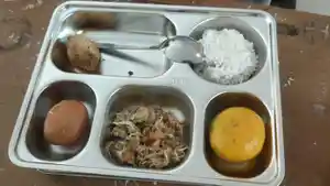 Hidangan-makan-bergizi-gratis-di-SD-Negeri-1-Margacinta-Pangandaran.jpg