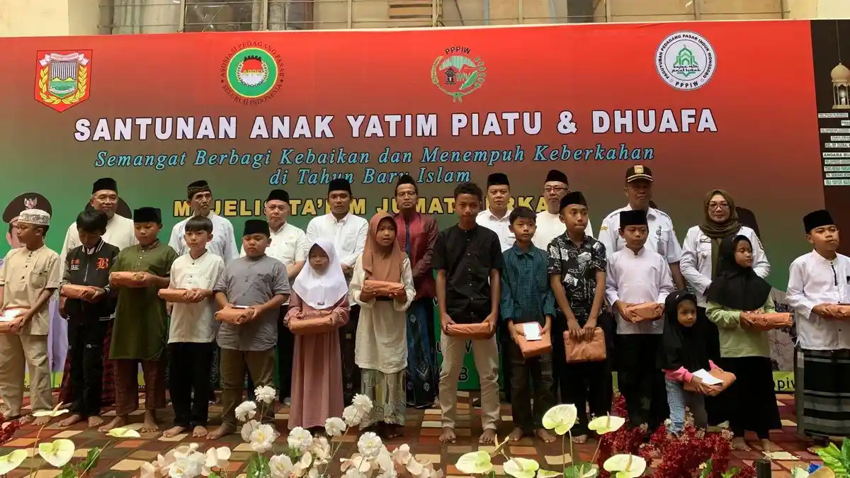Delapan Tahun Konsisten, Pedagang Pasar Induk Wonosobo Salurkan Bantuan di Bulan Muharram