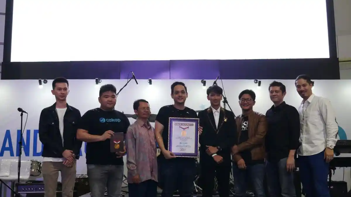 Squline Bertransformasi Menjadi Cakap, Sukses Pecahkan Rekor MURI
