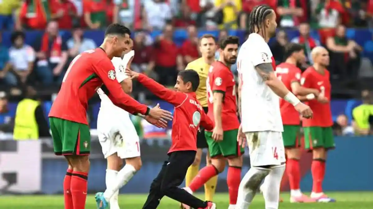 Roberto Martinez Khawatir Dengan Keamanan Cristiano Ronaldo, Bernardo Silva: Itu Resiko