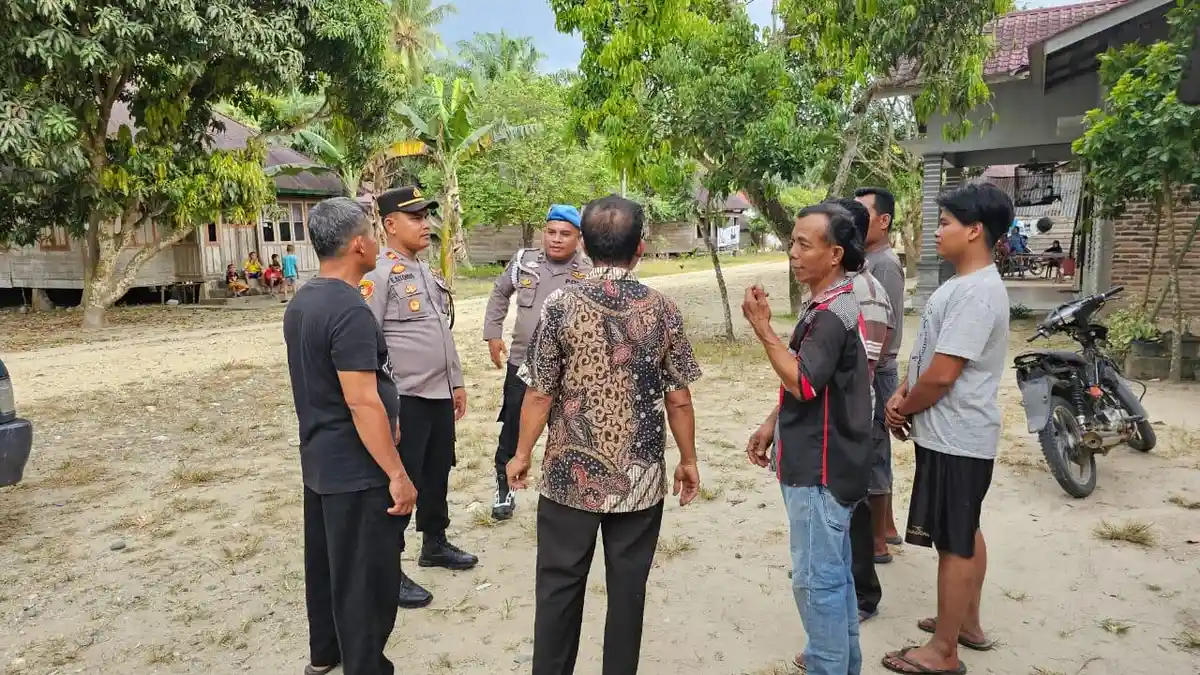Wujudkan Pilkada Damai, Polsek Barteng dan Masyarakat Desa Bahal Batu Bersinergi