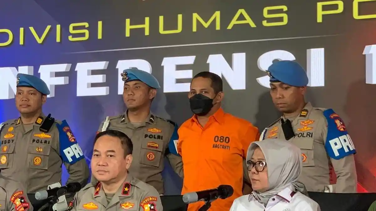 Kompolnas Dorong Eks Kapolres Ngada AKBP Fajar  Widyadharma Dihukum Seumur Hidup